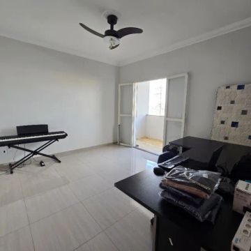 CASA SOBRADO BOTUCATU JD YPÊ