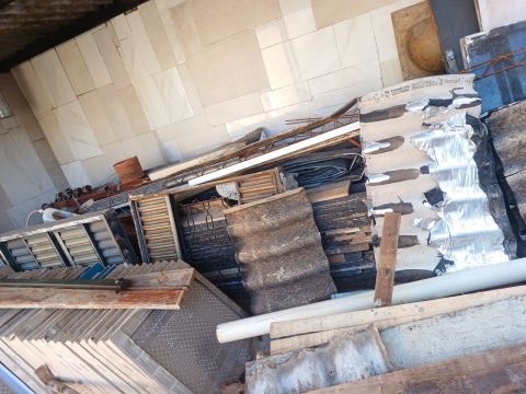 Materiais para portas e janelas - Usados