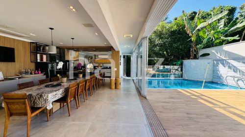 CASA À VENDA, COM 4 DORMITÓRIOS, 280M2 NA RIVIERA DE SÃO LOURENÇO  BERTIOGA-SP
