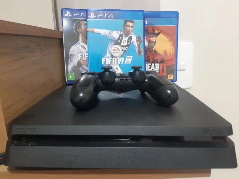 Playstation 4 Slim com 5 jogos 2 mídia digital GTA e Battlefield 