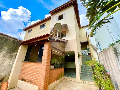 Sobrado com 3 quartos à venda em Jardim Vera Cruz - SP