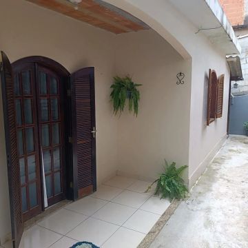 Casa 3 quartos com quintal, garagem, água própria 