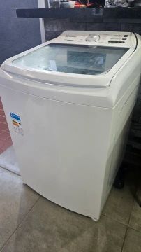 Máquina de Lavar Electrolux 17kg Branca Essential Care com Cesto Inox e Jet&Clean (LED17)