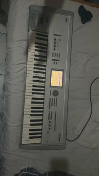 Teclado Korg Triton
