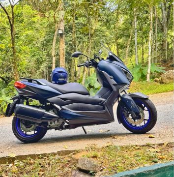 XMAX-250-ABS- 2024 - NOVINHA - 850km 