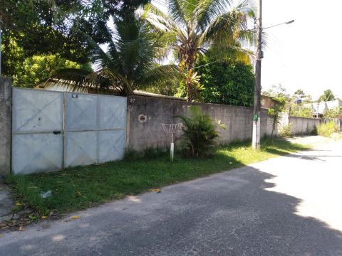Vendo pequena chácara em itaguai chaperó B.