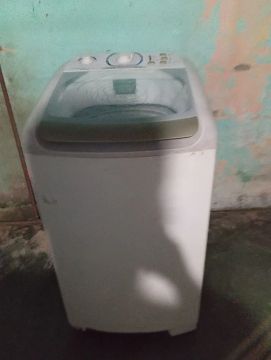 Máquina de Lavar Roupa Eletrolux 8k