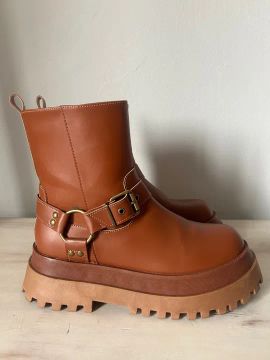 COTURNO COR MOCHA TAMANHO 37/38