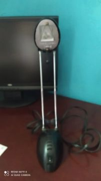 Luminária com regulagem de altura 
