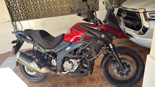 Suzuki strom 650 