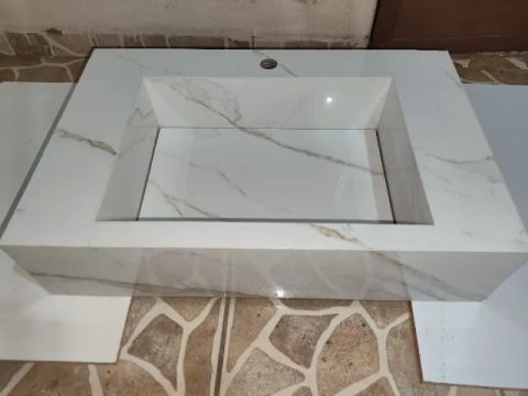 Pia em porcelanato 