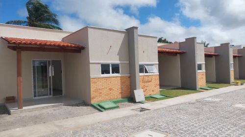 Casas Térreas/Duplex em Cond. Fechado em Parnamirim - 2 e 3/4 - 91m² a 188m²
