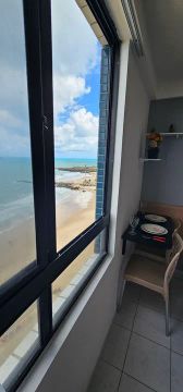 Belíssima acomodação em frente ao mar
