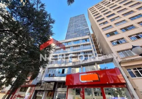 Apartamento em Praça Zacarias - Centro - Curitiba/PR