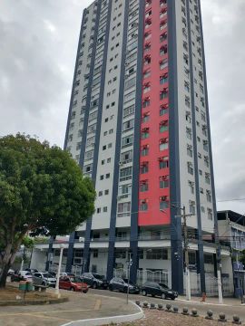 Alugo Apartamento próx. ao Teatro Amazonas e com vista p/ o Rio Negro e Praça do Congresso