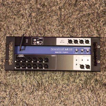 Mesa de Som Digital Soundcraft 16 Canais UI-16