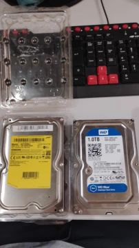 Anúncio: 2 HDs de 1.0TB - Samsung e WD - R$75 cada!