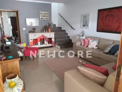 Sobrado em Rua Giovanni Thomé - Olímpico - São Caetano do Sul/SP