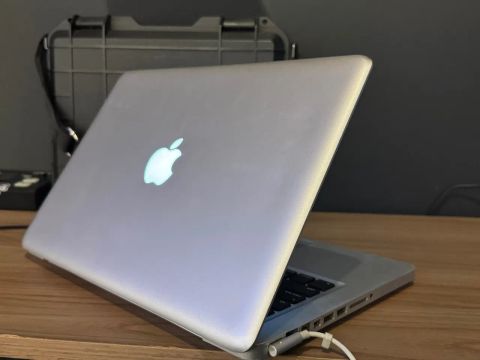 Apple MacBook Pro 13 - i5 Dual Core | 16GB RAM | 256GB SSD - Único dono - comprado novo! 