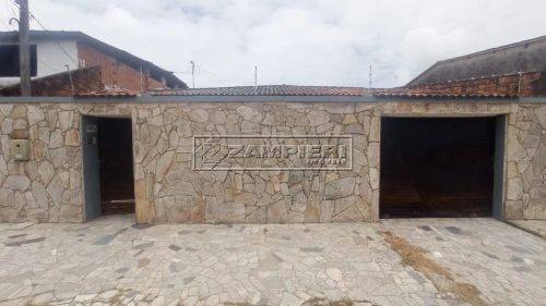 Casa 04 quartos para aluguel no Petrópolis Maceió AL