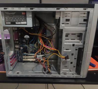 Computador Intel antigo (sem HD)