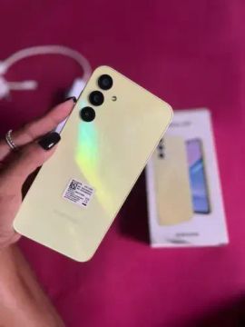 Leia o Anúncio: Samsung A15 128 gigas 4gb de Ram c/ Nota fiscal e na garantia 