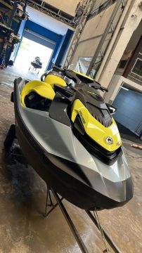 Jet Ski Sea-Doo GTI 130 2022 130 horas de uso
