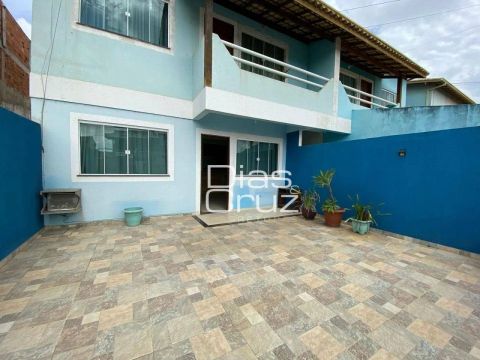 Casa com 2 dormitórios para alugar, 70 m² por R$ 1.500,00/mês - Village Rio das Ostras - R