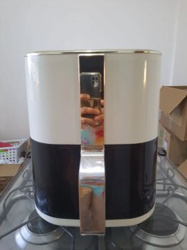 Air Frier Preto e Branco