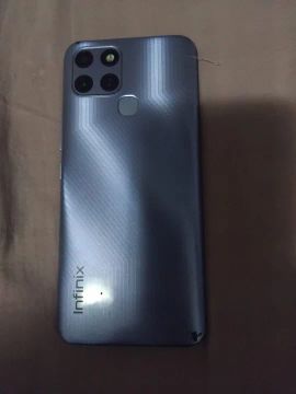 Infinix Smartphone - Tela grande e câmera tripla