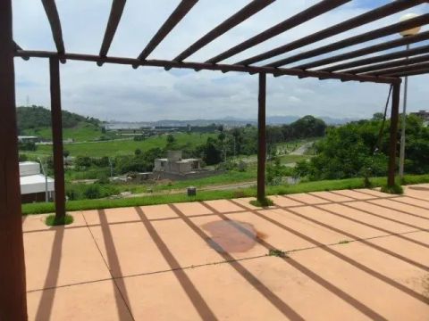 LOTE EM CONDOMINIO PORTAL DO SOL .