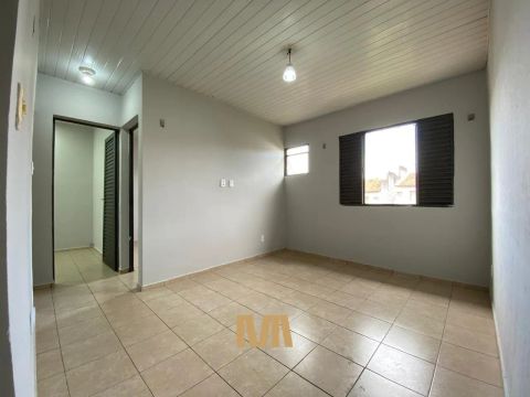 Aluga-se | Apartamento 02 Quartos Próx. a Havan