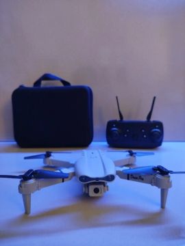 Drone E99 Pro - O Kit Perfeito para Iniciantes e Amantes da Tecnologia | Em até 3x