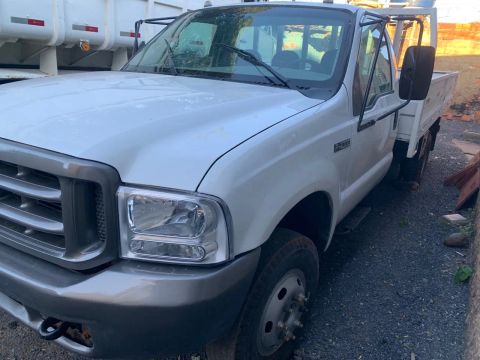Ford Cargo 4000 - Caminhão em ótimo estado