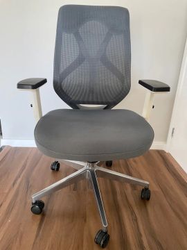 Cadeira de escritório com tela Mesh