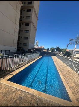 Alugo apartamento com 3/4 com Planejados e churrasqueira a carvão na sacada no centro de P