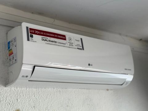 Ar Condicionado LG Split Inverter 12.000 BTU