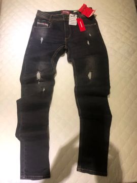 calça diesel jeans skinny nova nunca usada. tamanho 38.