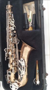 Saxofone Selmer Bundy II