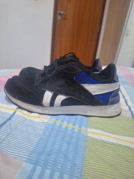 Tênis Reebok 
