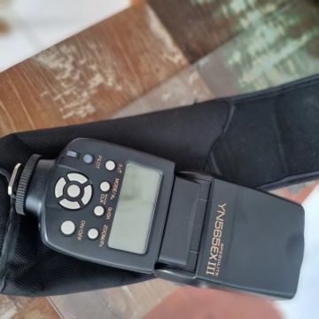 Flash Yongnuo