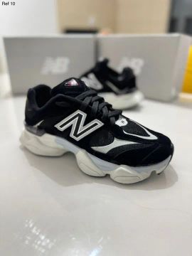 Tenis variados