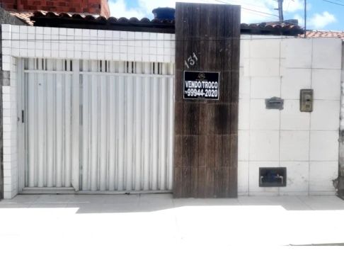 Casa Térrea 2/4 na Coroa do Meio - Aracaju - SE