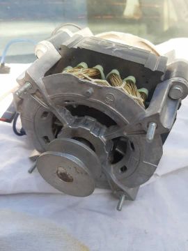 Motor de tanquinho de lavar roupa