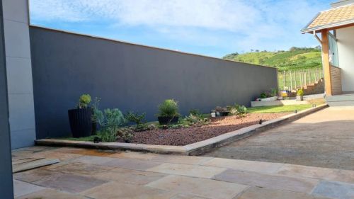 VENDO RANCHO EM GUAPÉ MG