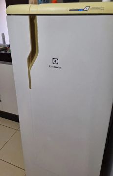 Geladeira Electrolux Branca