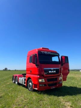 man tgx 28-440  pego carro/camionete na troca