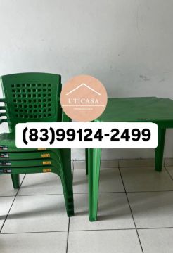 Conjunto de Cadeiras e Mesa Bromelia