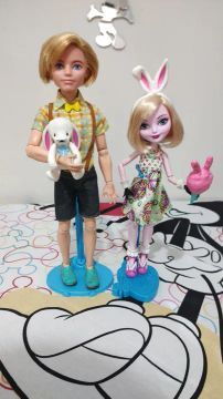Ever After High Carnival Date Bunny e Alistair 