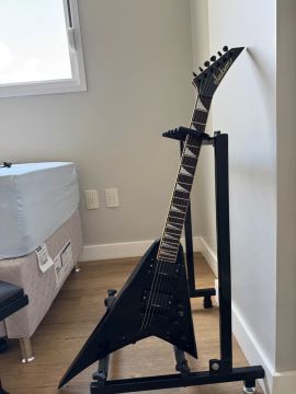 Jackson RRXT Flying V Usada